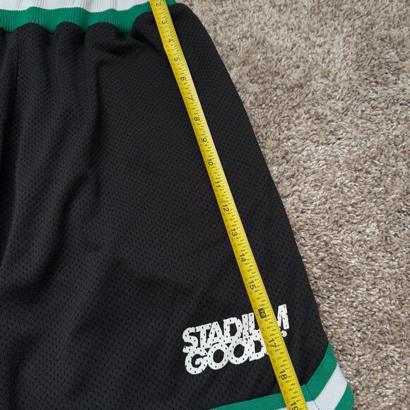 VTG 90’s NBA Men’s Heavyweight Shorts by Stadium Goods in Black Green White XL - Picture 5 of 5